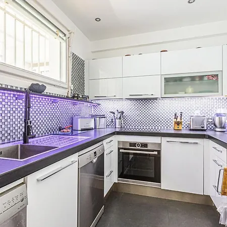 Bord De Apartment Eze